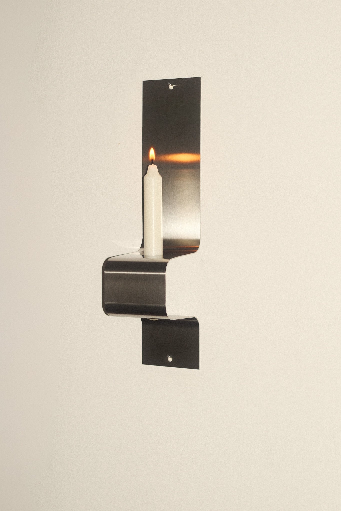 GREN WALL HOLDER