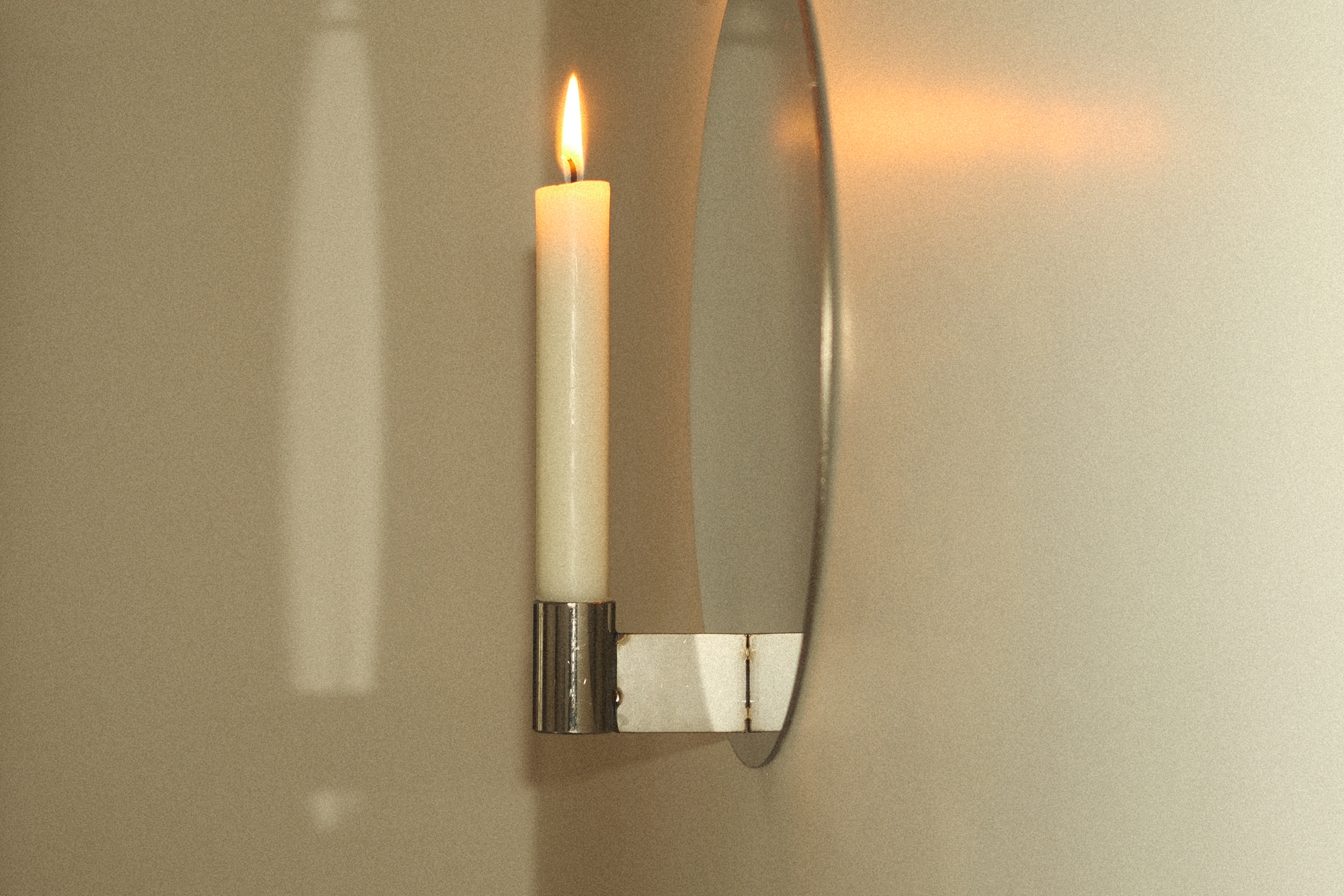 RUNDT CANDLE HOLDER